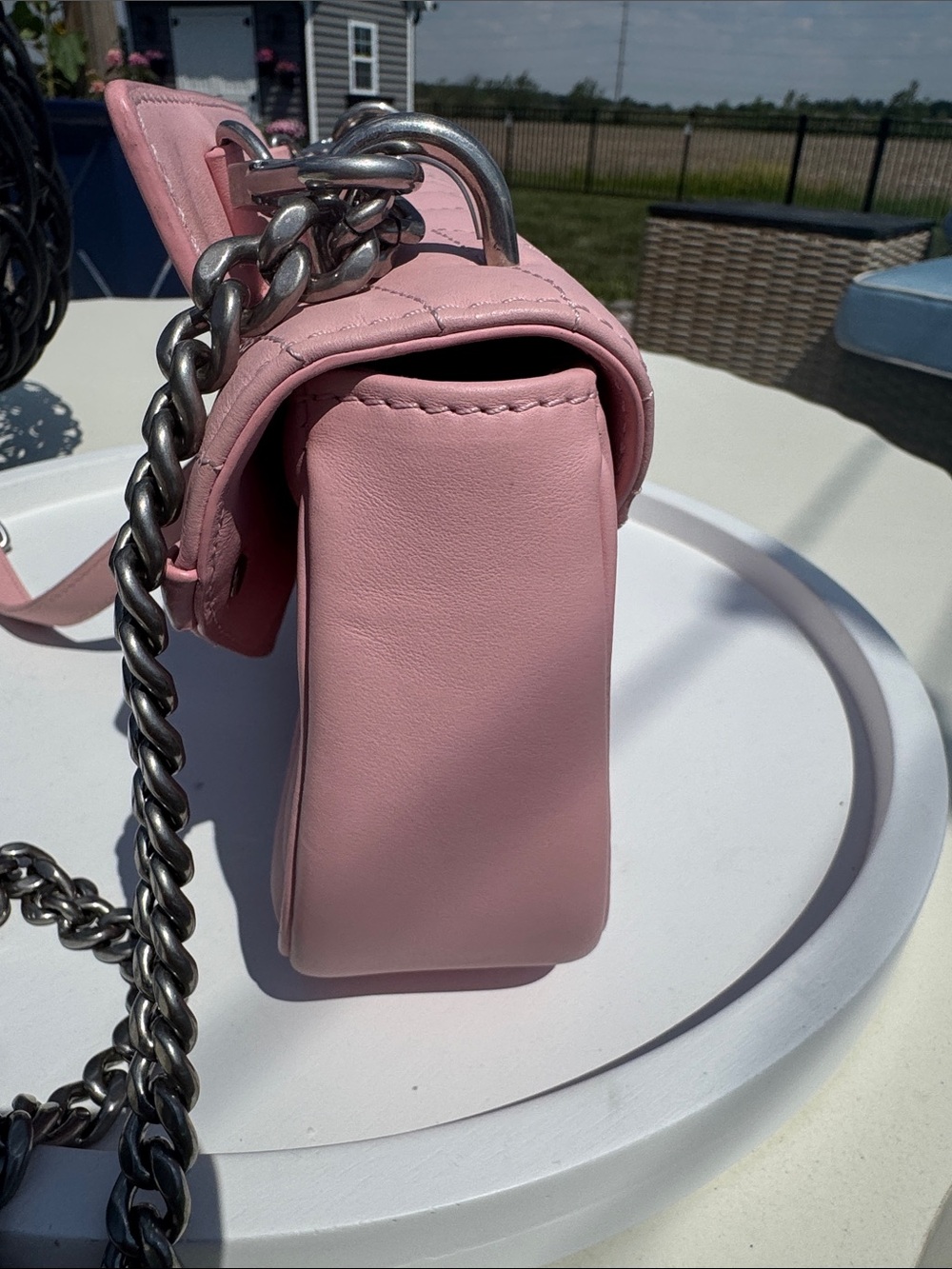 Louis Vuitton Pink Quilted Chain Wave Bag with Multicolor Vuitton Logo - Picture 6 of 10